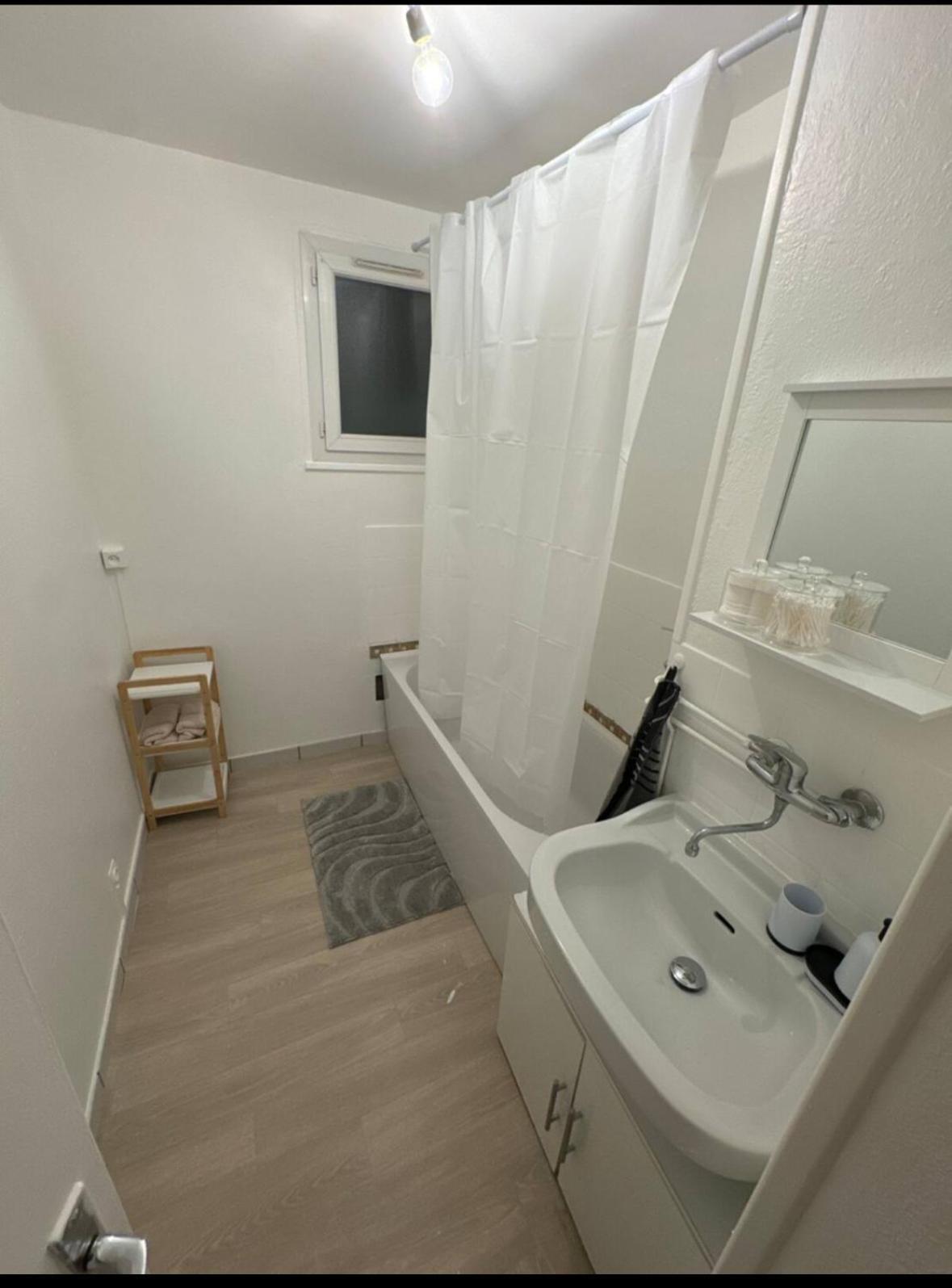 Ferienwohnung Claire Joie Bourges Exterior foto